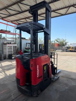 Forklift