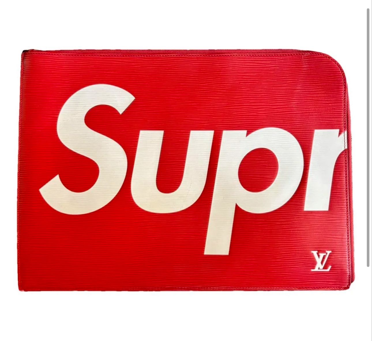 Louis Vuitton x Supreme