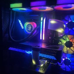 Custom Built Gaming PC