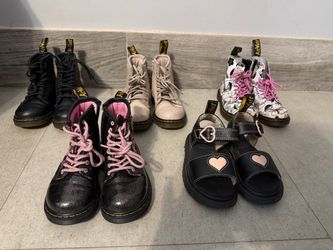 Size 8 Toddler Dr. Martens boots/ sandals