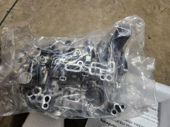 Genuine Valve Body Transmission Filter Kit For Nissan.