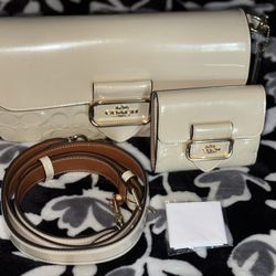 Coach Morgan Shoulder Bag In Signature Leather 