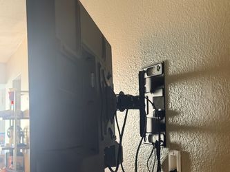 36” insignia fire tv with mount