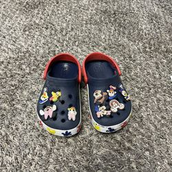 Mickey Mouse Light Up Crocs Size 9