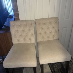 Ashley Furniture Set of 2 Barstools