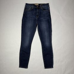 7 For All Mankind Women’s Stretch Skinny Jeans Size: 28 Model: Aubrey