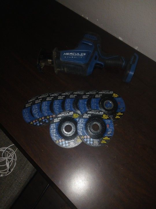 2 Reciprocating Saws And Grinder Blades