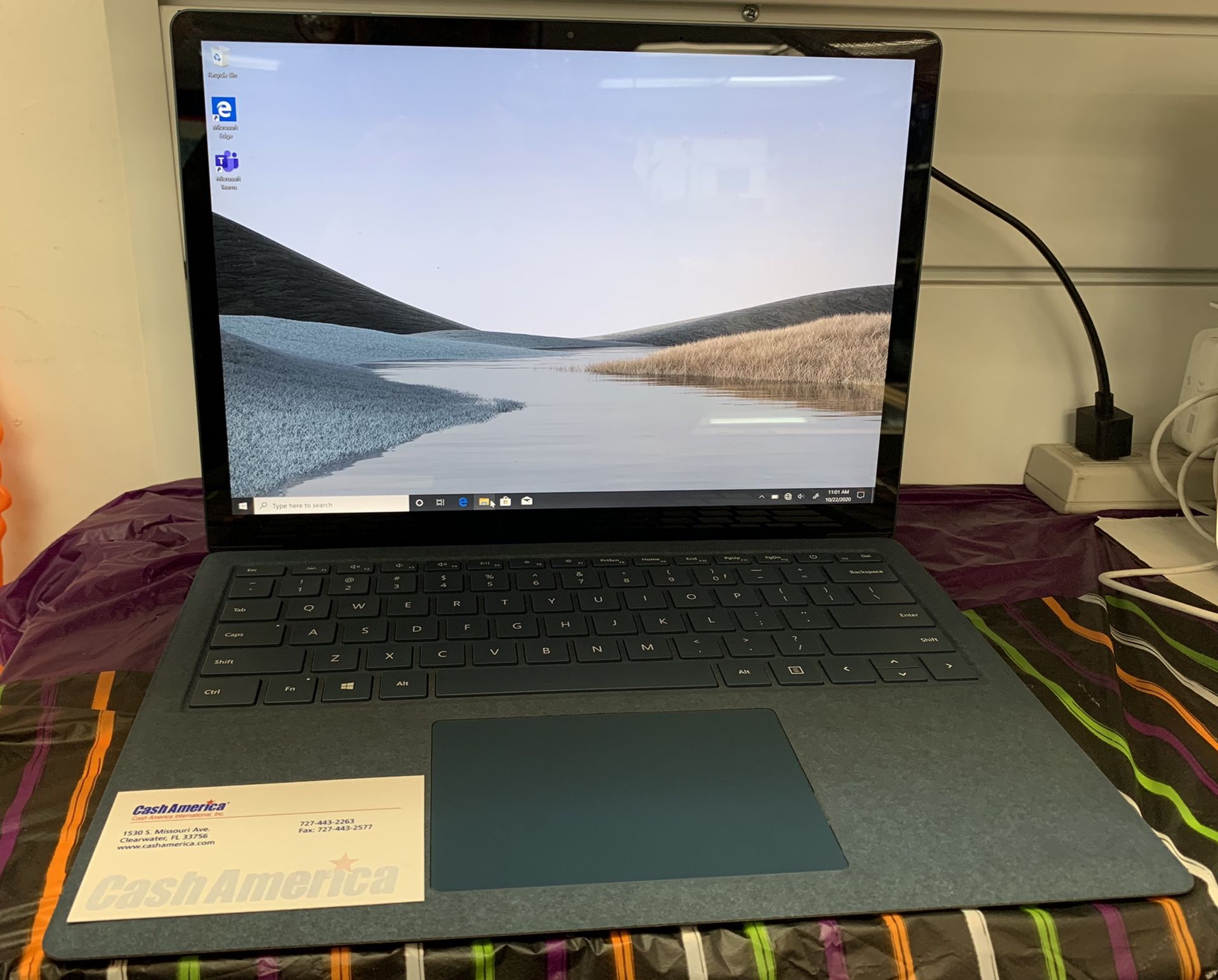 Microsoft Surface Pro 1867 - Great condition