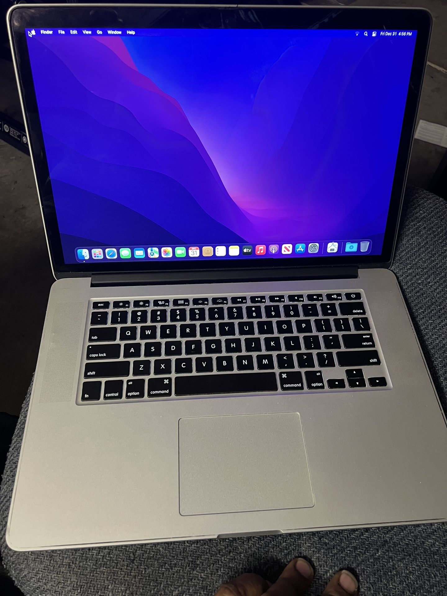MacBook Pro 15” Mid 2015 Intel i7-4th Gen @ 2.2 GHz, 16gb Ram, 500GB Flash SSD, macOS Monterey, Office . Comes with Charger. Freshly installed Micro