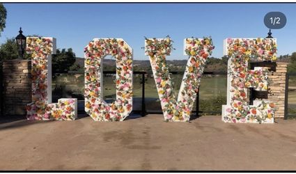 Love sign 7ft