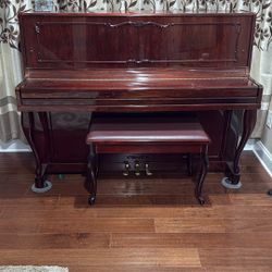Hallet Davis Model 118/ preowned