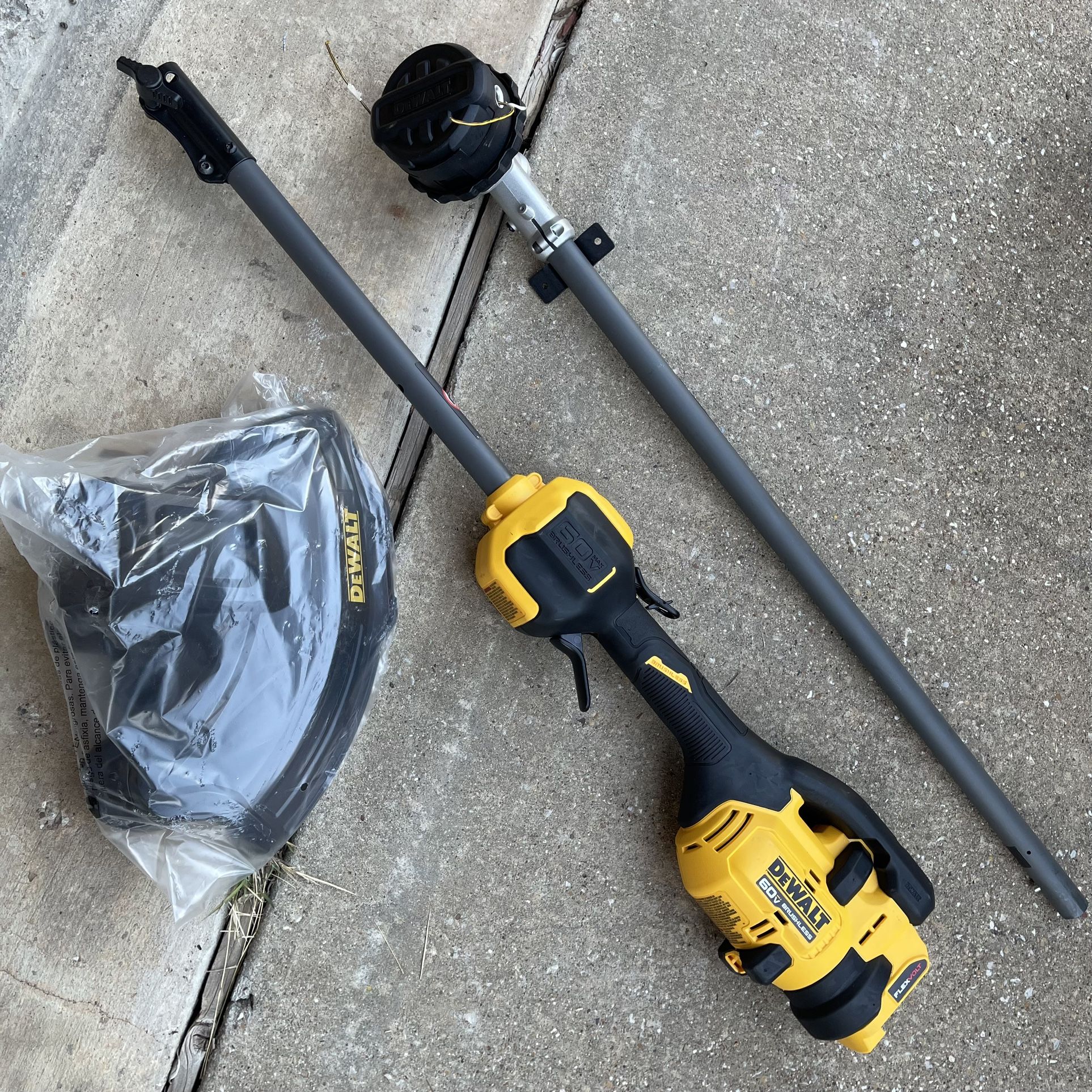 Dewalt Flexvolt Brushless Attachment Capable String Trimmer (Tool