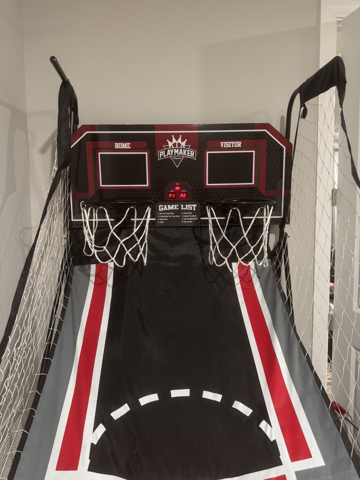 Triumph Playmaker Basketball Game