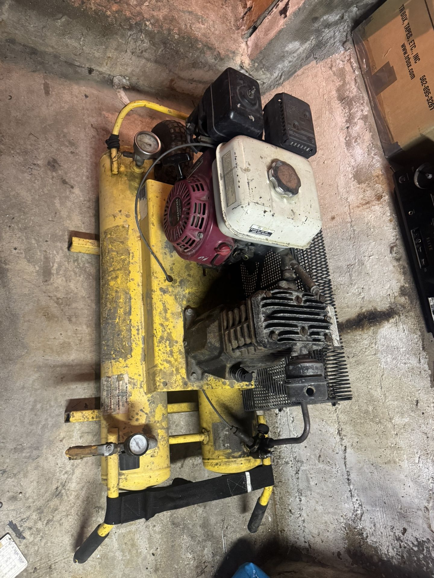 Dewalts Air Gas Compressor