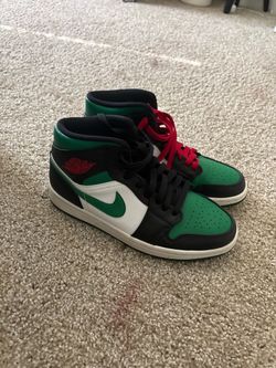 Jordan’s size 9womem