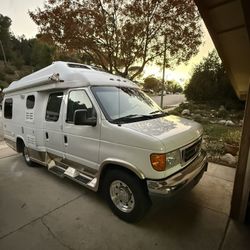 2006 Ford Pleasure way Excel-Ts