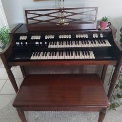 Vintage Organ