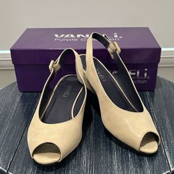 Vaneli Elrica Slingbacks