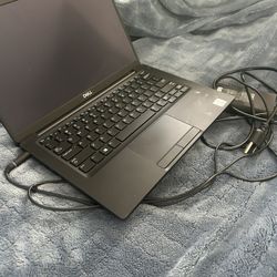 Laptop Dell táctil core i5 8va 8gb ram