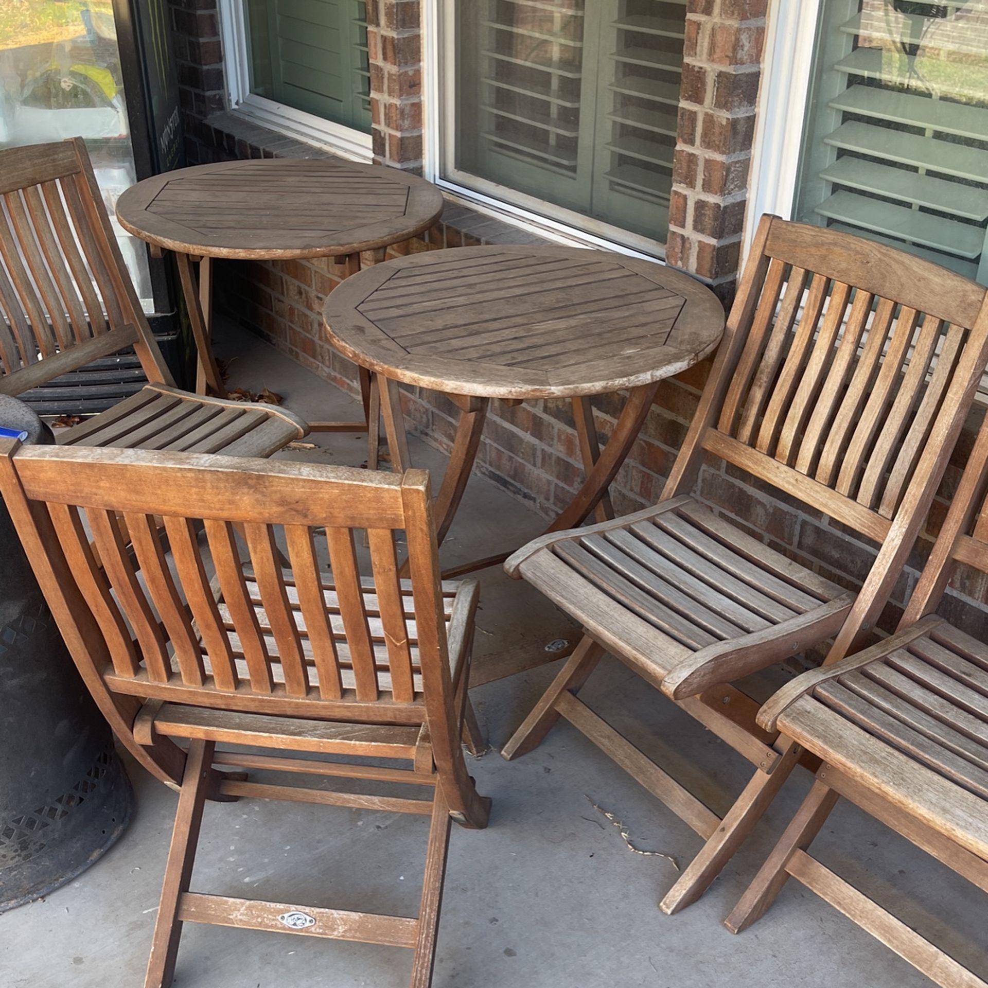 Outdoor Tables And Matching Chairs