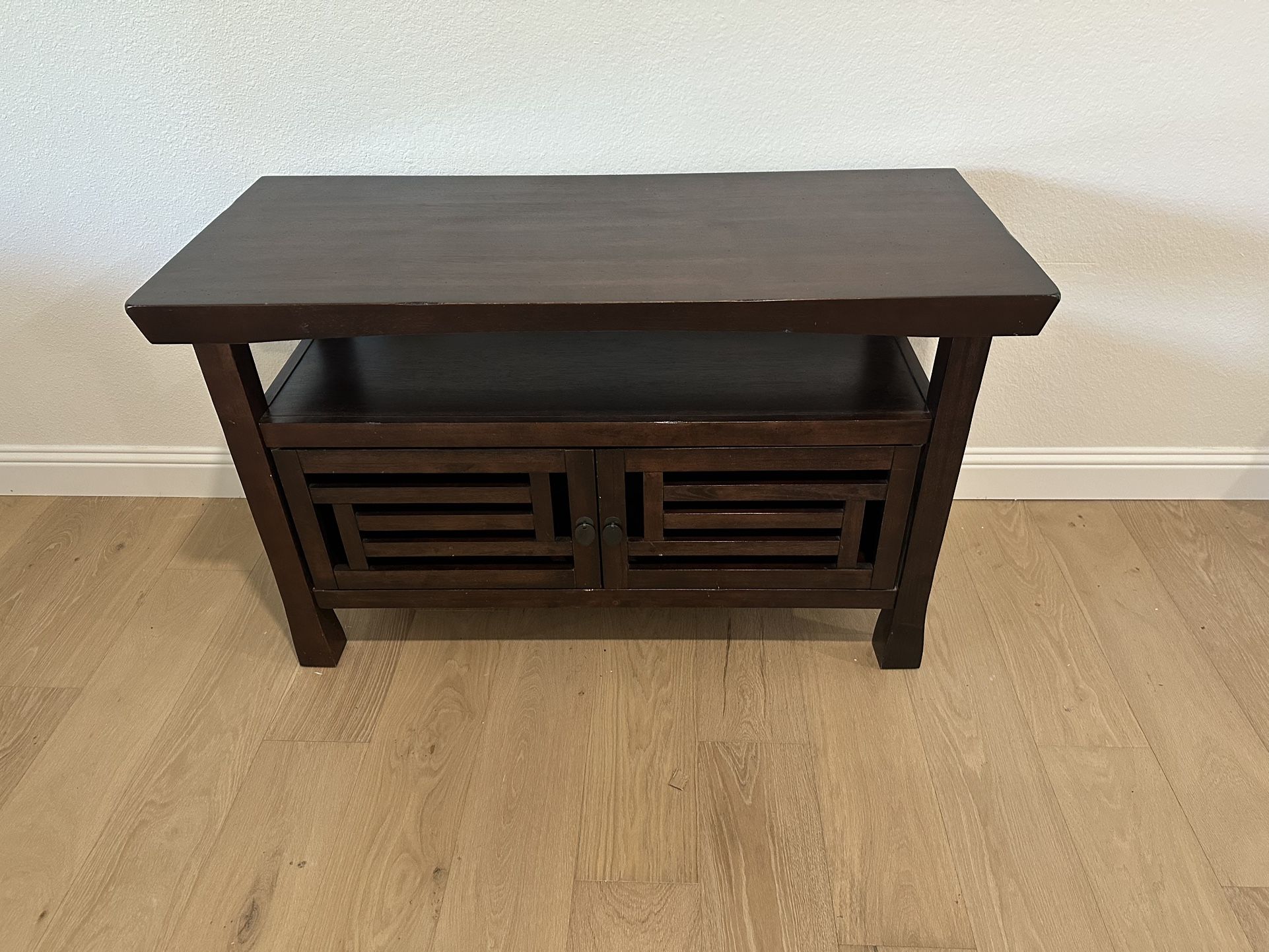 Console Table In Great Condition