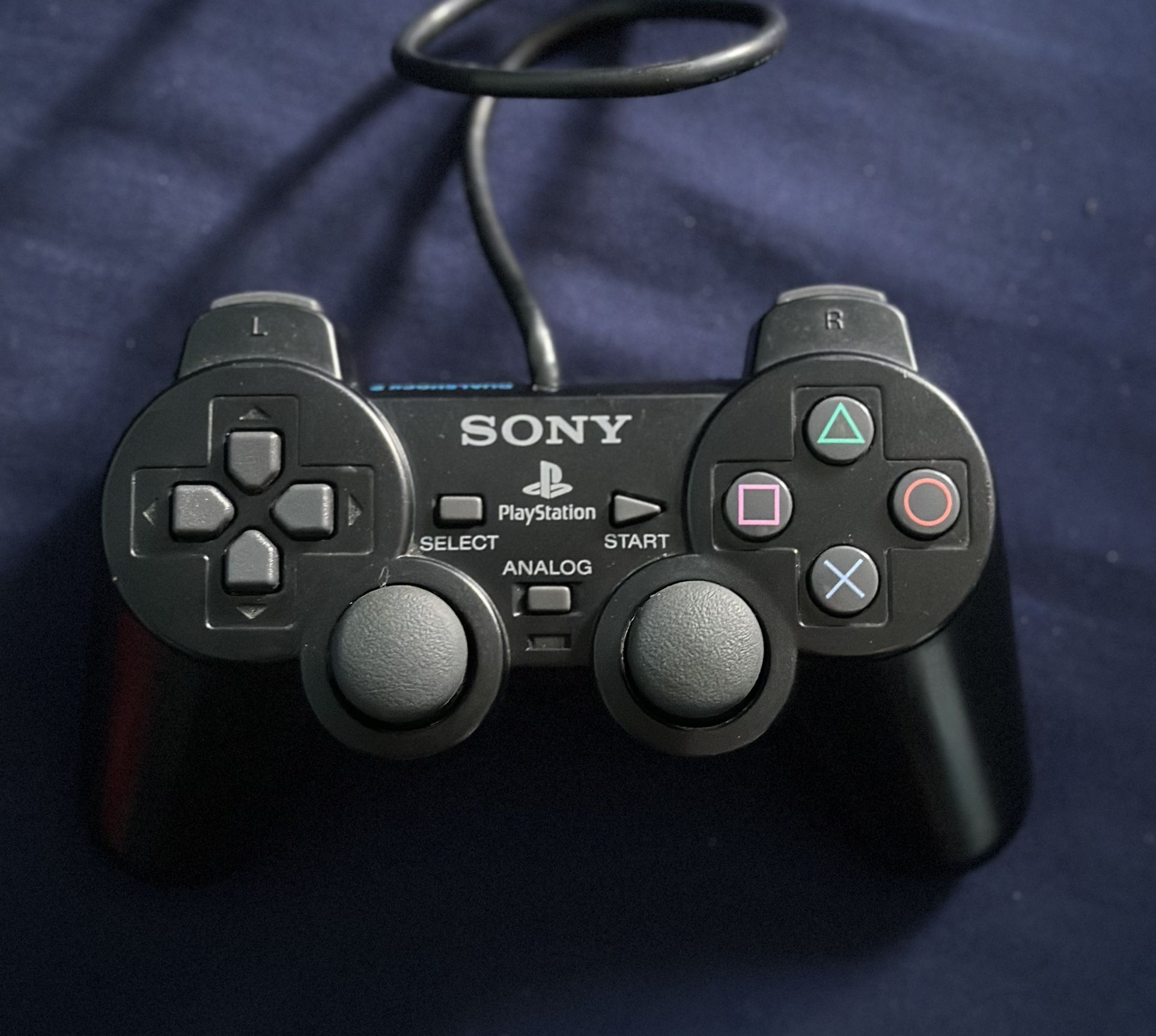 PS2 Controller (barely used)