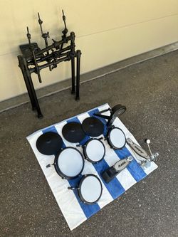 Alesis Nitro Max Electronic Drum Set