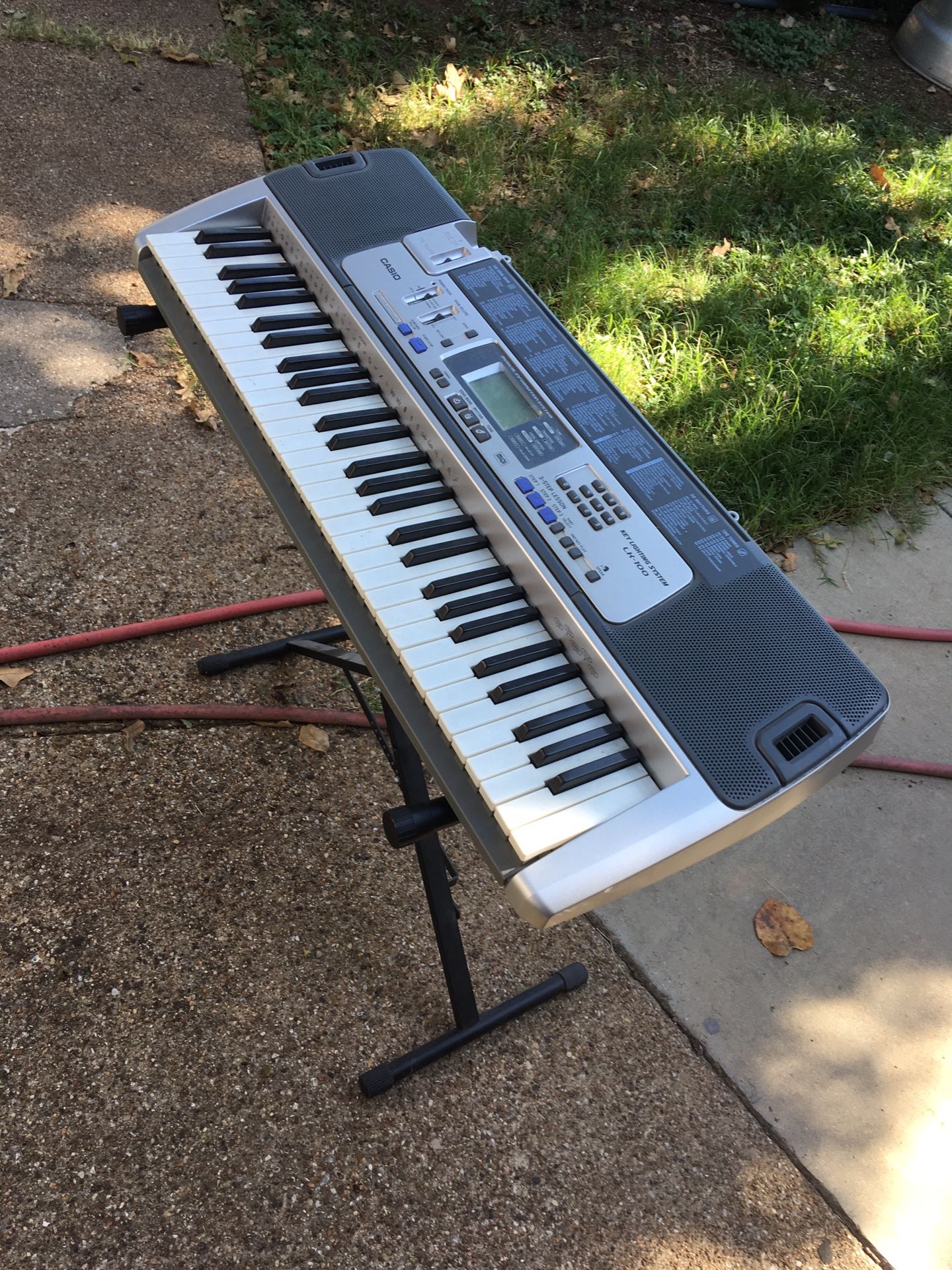 Free Casio key board ( no power cord)