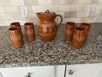 Jarra de barro con 6 vasos