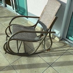 Rocking Chair 
