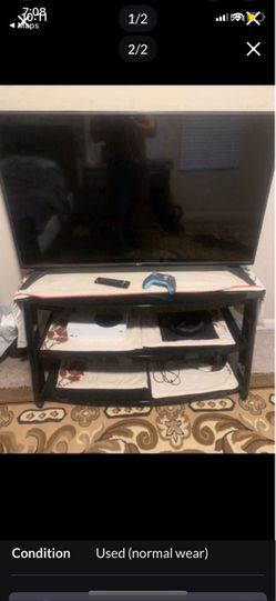 Selling Tv tv stand  free
