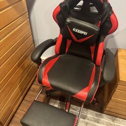 Gaming chair
