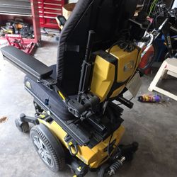 Quantum Edge 2.0 Wheelchair