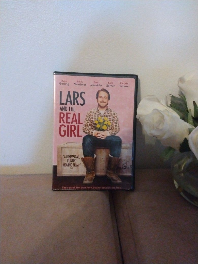 3/$10 🌟 Lars and the Real Girl DVD