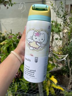 OWALA FreeSip 32oz Hello Kitty Insulated Bottle