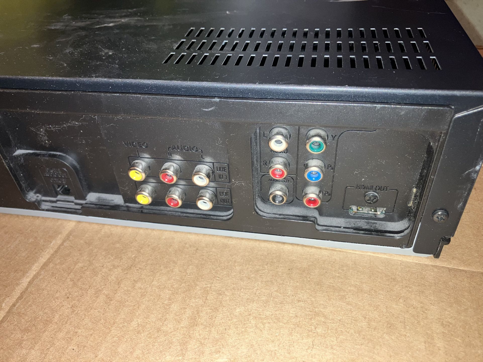 VCR With HDMI Samsung V 9800