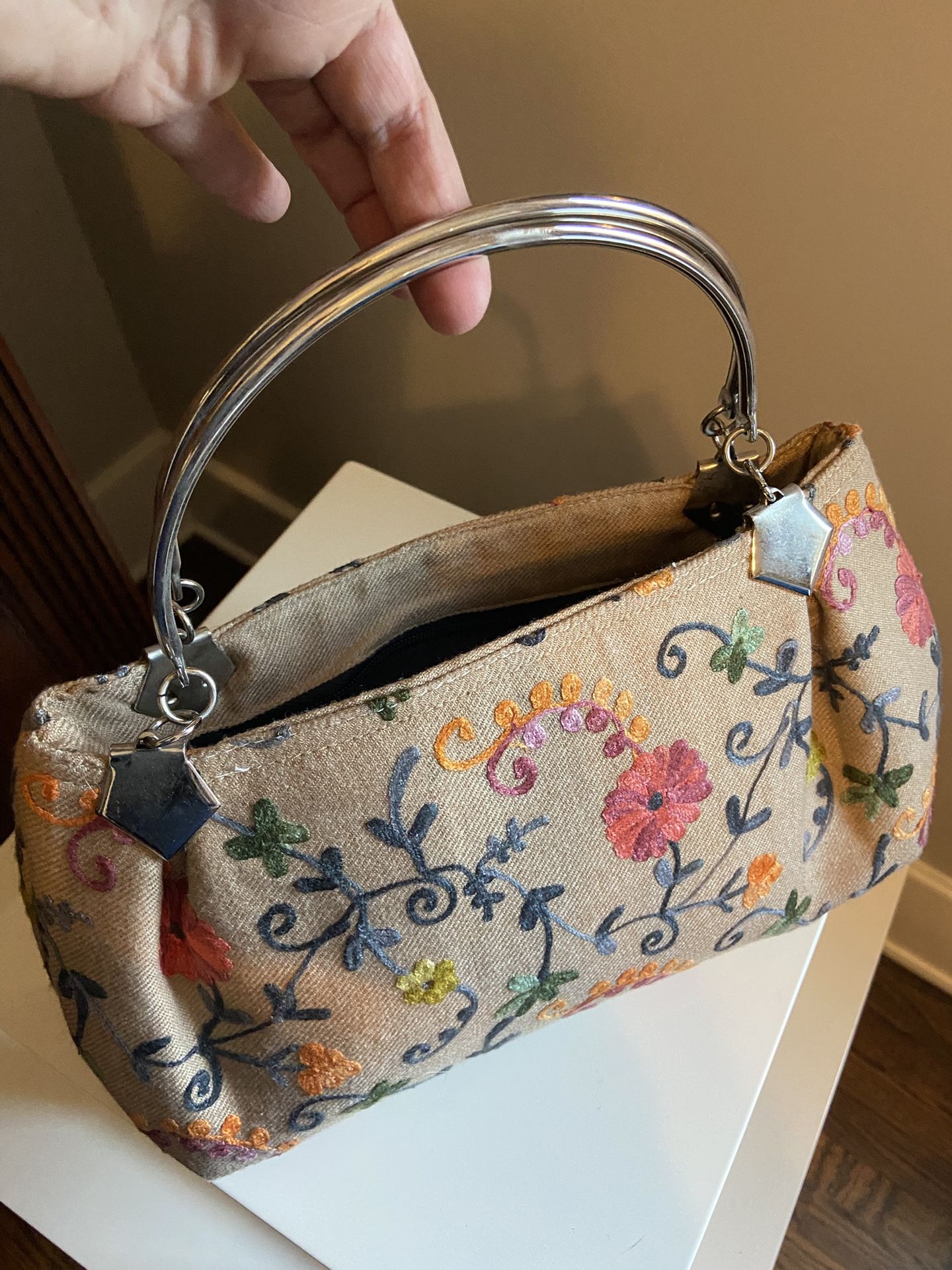 Vintage (unused) hand embroidered purse with silver handles