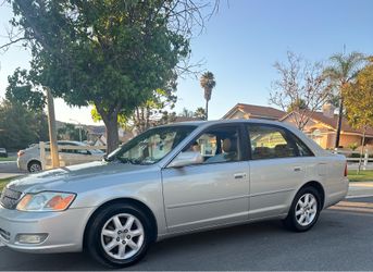 Clean 2003’Toyota Avalon