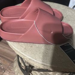 Nike Slides 