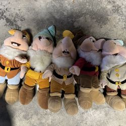 Disney Snow White & seven dwarfs plush 13”