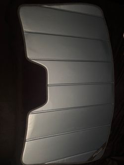 Premium COVERCRAFT UVS100 Windshield Visor - 2018 Honda Civic