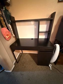 Micke IKEA desk