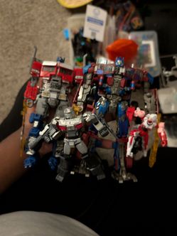 Transformers toys studio series