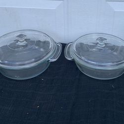 2 Anchor Hocking Ovenware 9” Round 2Qt And 8.25" 1.5 Qt. Baking Dishes With Lids