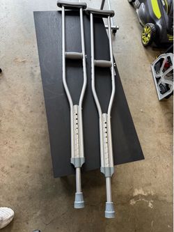 Adjustable Crutches - used once