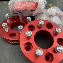 ROUGH COUNTRY Red 1.5” Wheel Spacers 