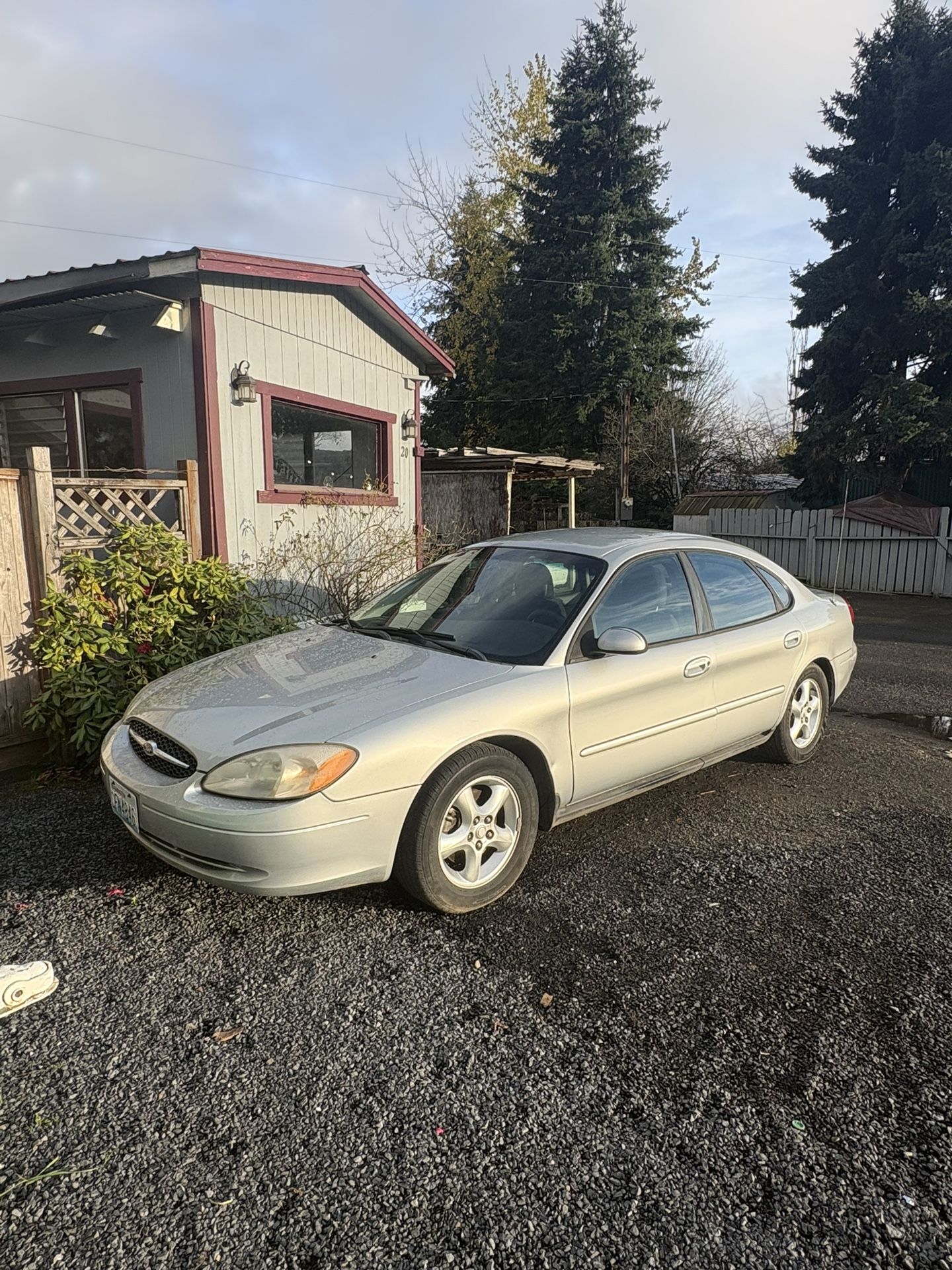 2001 Ford Taurus