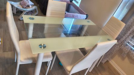 Vendo comedor.