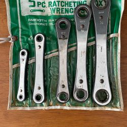 Ratcheting  Wrench Set