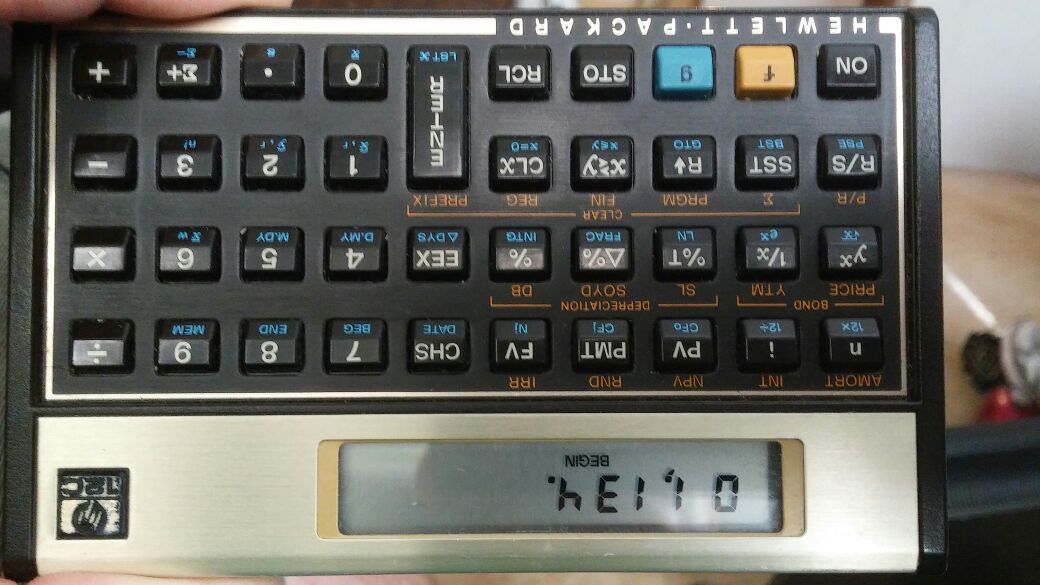 Vintage HP calculator nobody can do it all easy to use and everything works